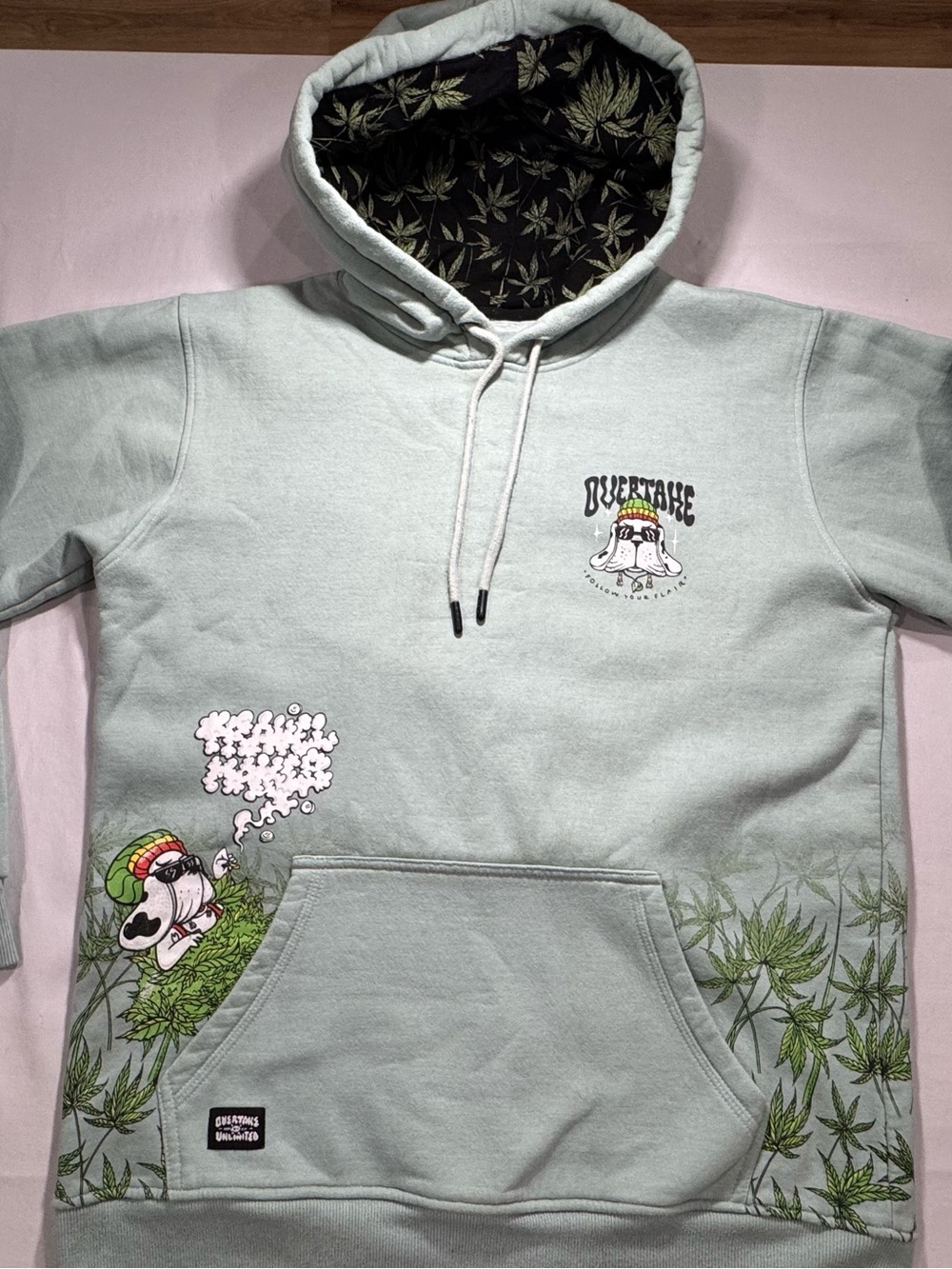 Overtake Unlimited Men’s L Cannabis Weed Graphics Skater Streetwear Hoodie Peru
